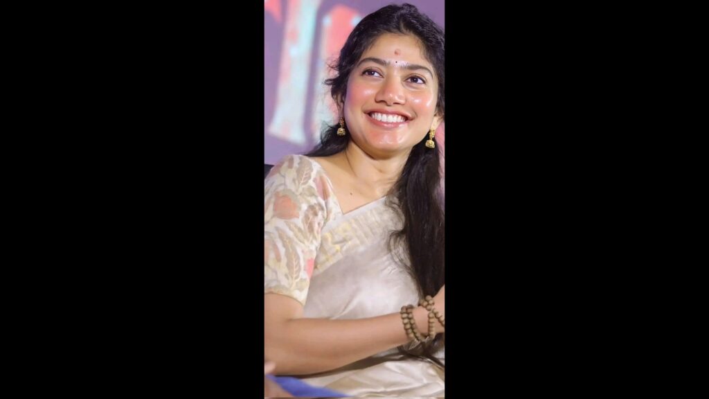 Read more about the article Seductive Sai Pallavi Face Closeup: A Natural Seducer wit…